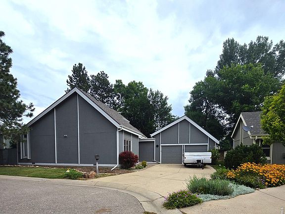 2nd image of 712 Sandpiper Pt