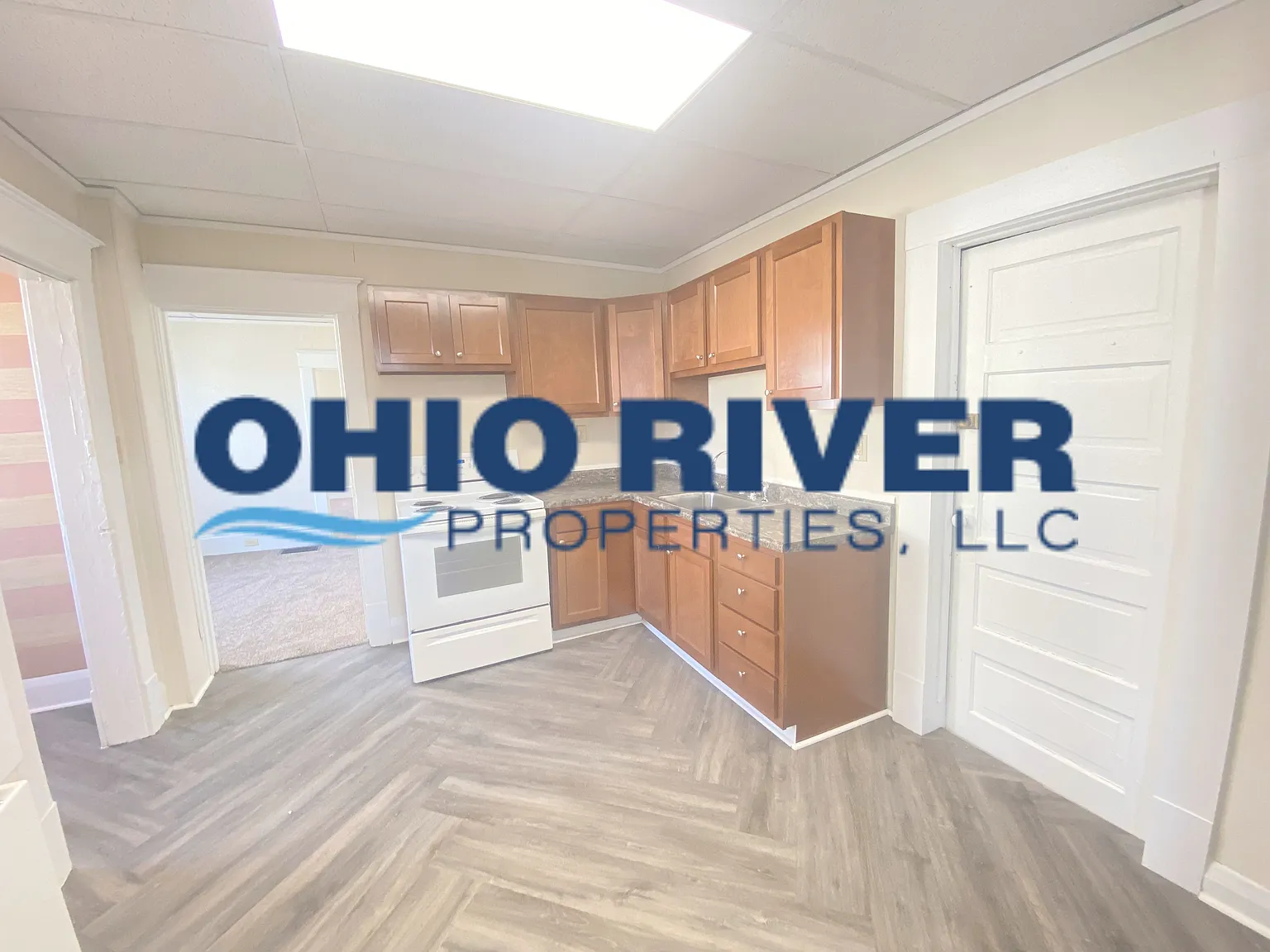 1 bed, 100 sqft, $725 — Photo 2