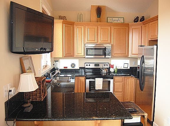 5th image of 440 Marine View Dr SW