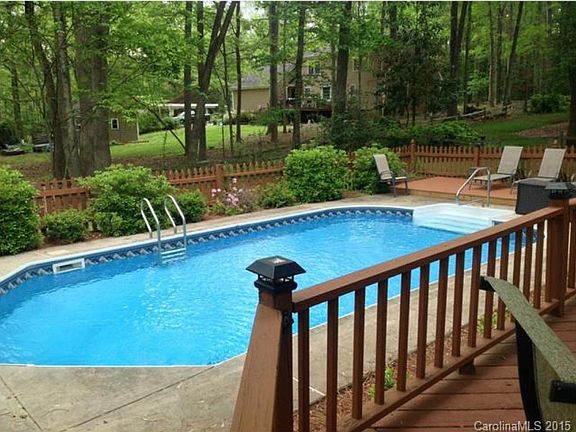 2nd image of 6514 Farmingdale Dr