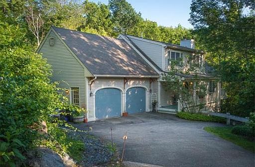 1st image of 23 Everett Dr