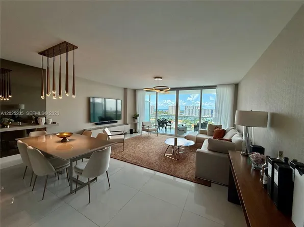 400 Sunny Isles Blvd, Sunny Isles Beach, FL
