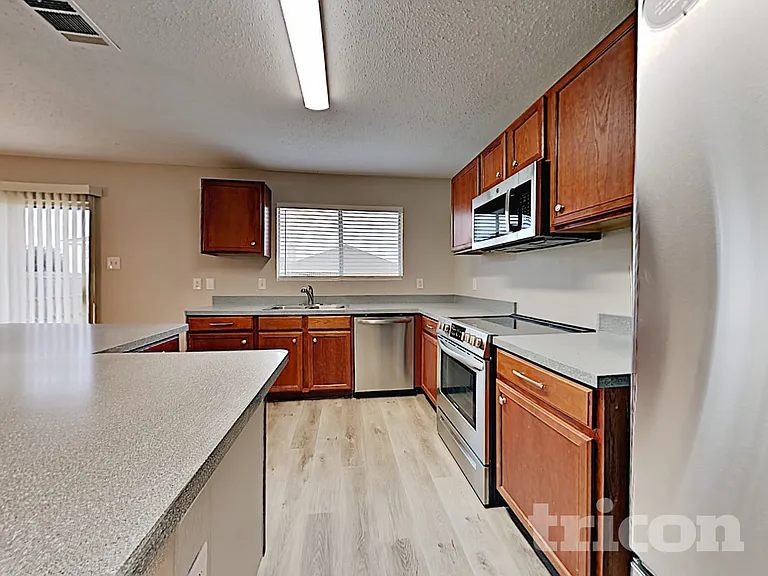 128 Richh St — Photo 7