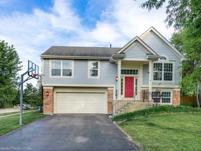 1 Coventry Ct, South Elgin, IL, 60177