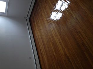 24127 N Conduit Ave, Rosedale, NY 11422