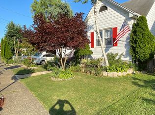 4 W Grochowiak St, South River, NJ 08882