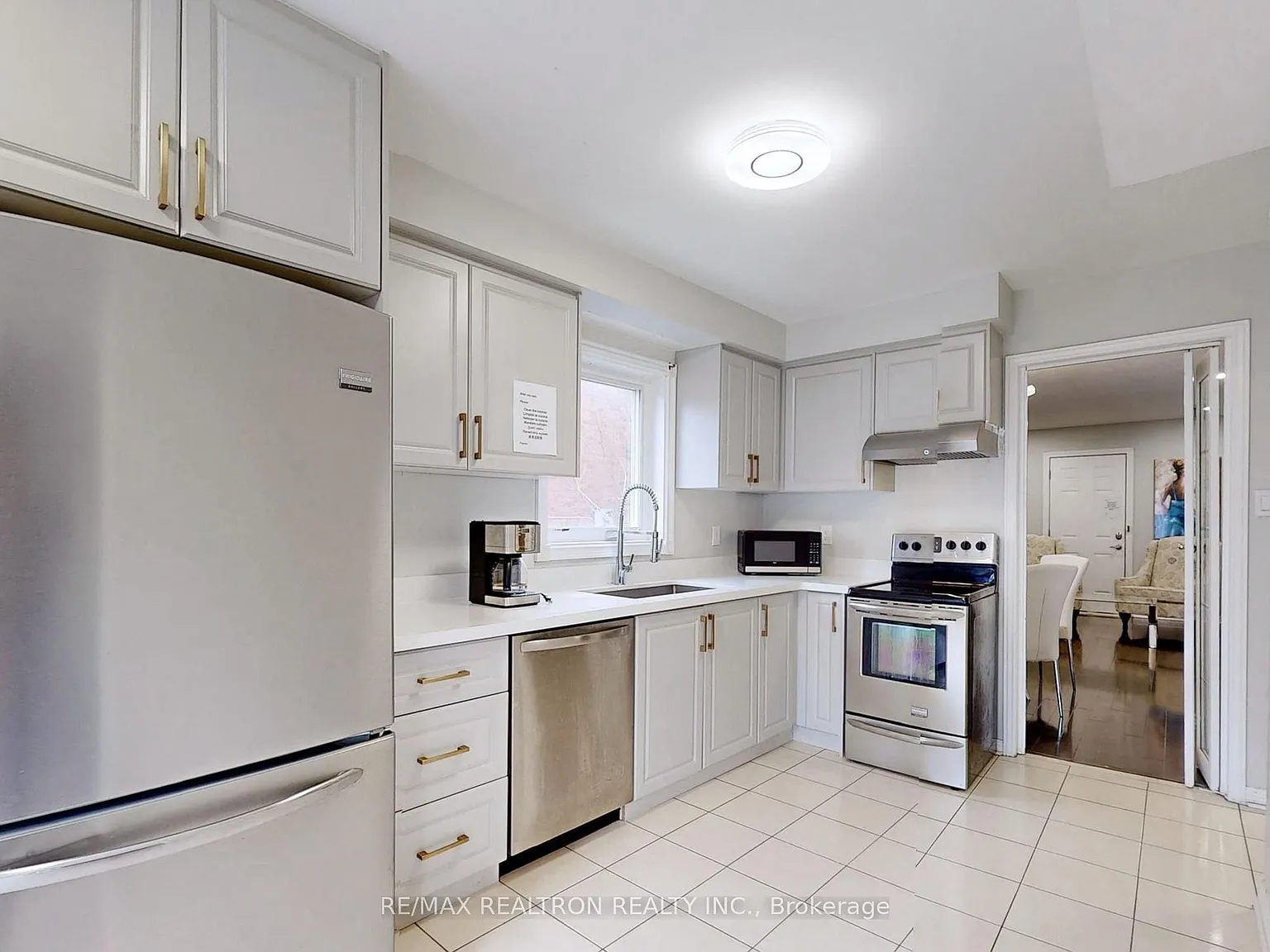 3 bed, $3,300 — Photo 2