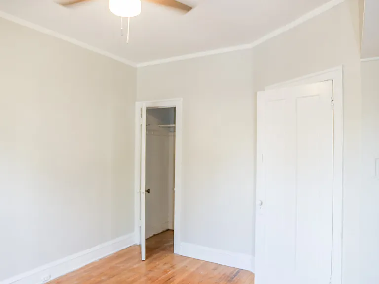 2325 N Addison St #1A — Photo 11