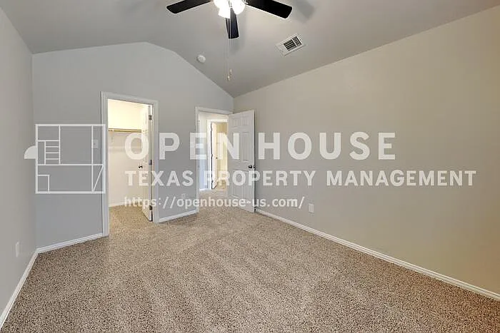 1031 Port Boliver Dr — Photo 13
