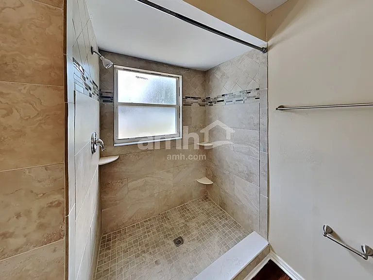 7011 Silverwood Dr — Photo 11