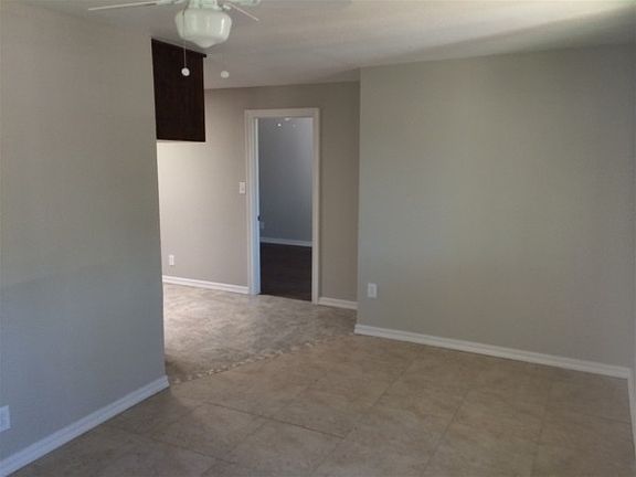 2nd image of 1815 Vesta St