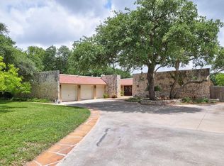 620 W Johnson Ave, Aransas Pass, TX 78336