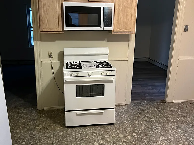 32-34 Dean St #1 — Photo 6
