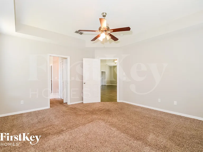 14330 Estrella Dr — Photo 6