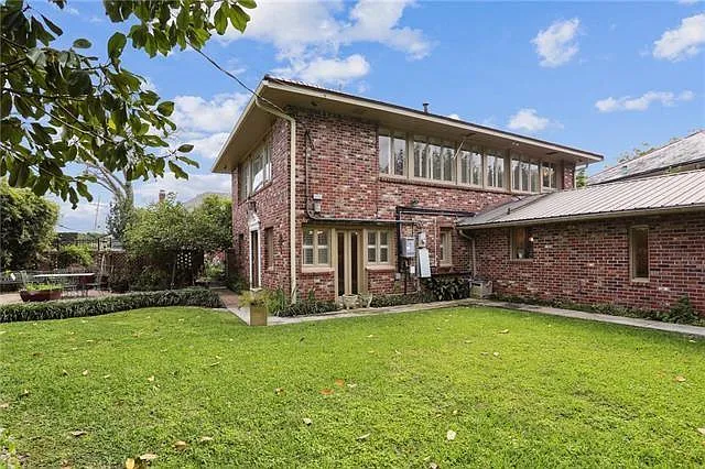 6465 Oakland Dr — Photo 4