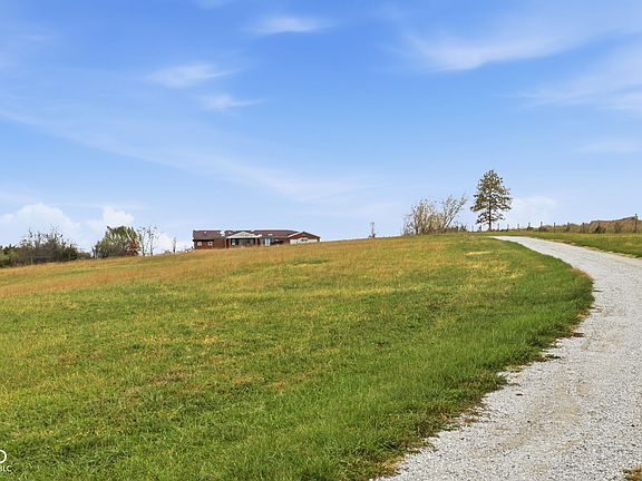 3rd image of 6192 S County Road 550 E