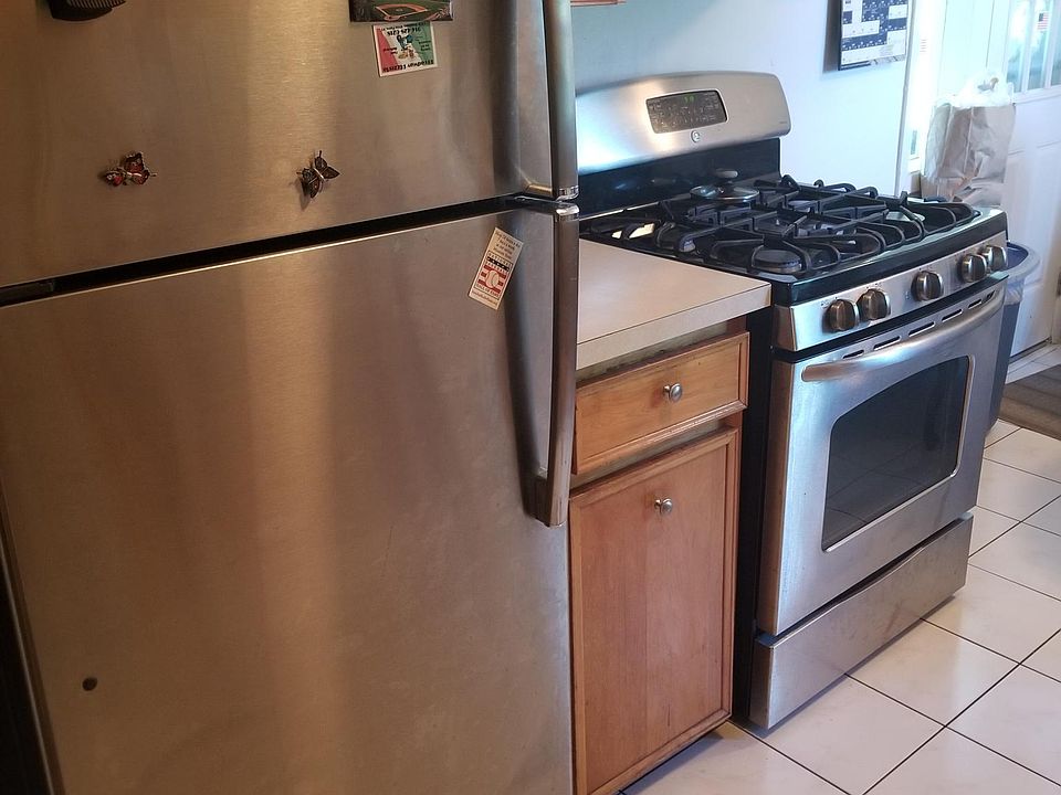 1st image of 152A N Broadway APT 2G
