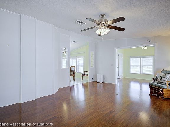 3rd image of 2702 Rodney St