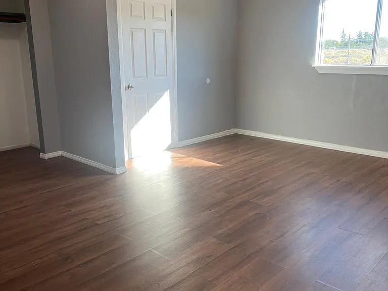 8050 Escondido Ave — Photo 9