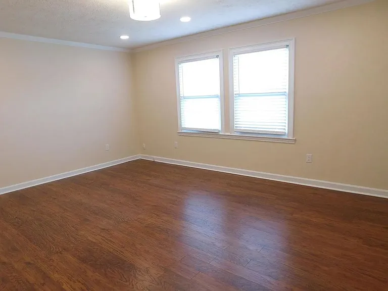 129 Charleston Dr — Photo 12