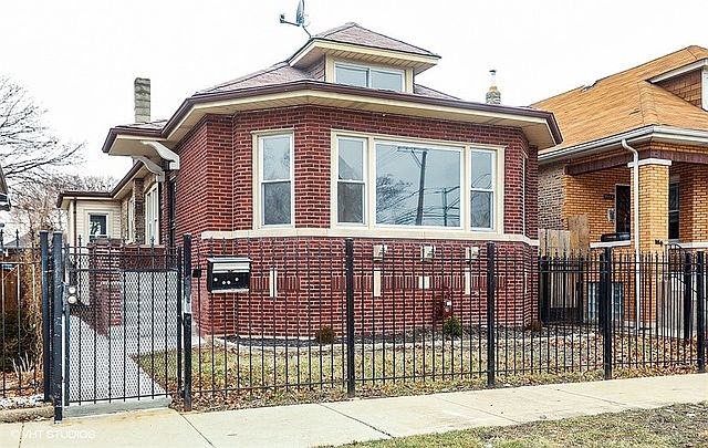 1st image of 7118 S Campbell Ave