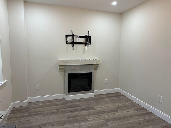 5th image of 6109 Monroe Pl Unit 3A