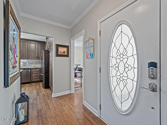 5th image of 229 Doral Drive