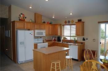 4th image of 2314 Canyon Hills Dr