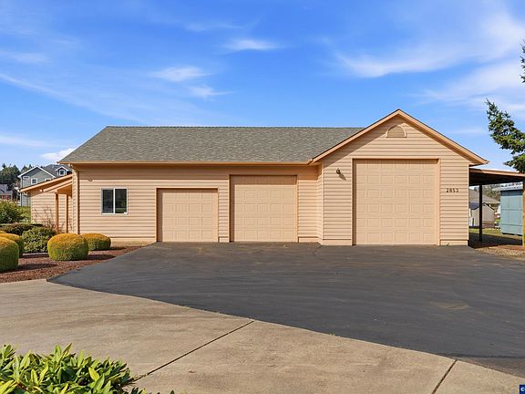 3rd image of 2853 Pudding Creek Ln SE
