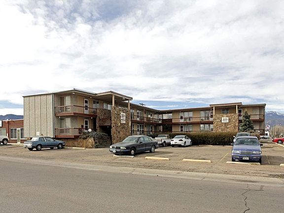 5th image of 2237 E Boulder St APT 19