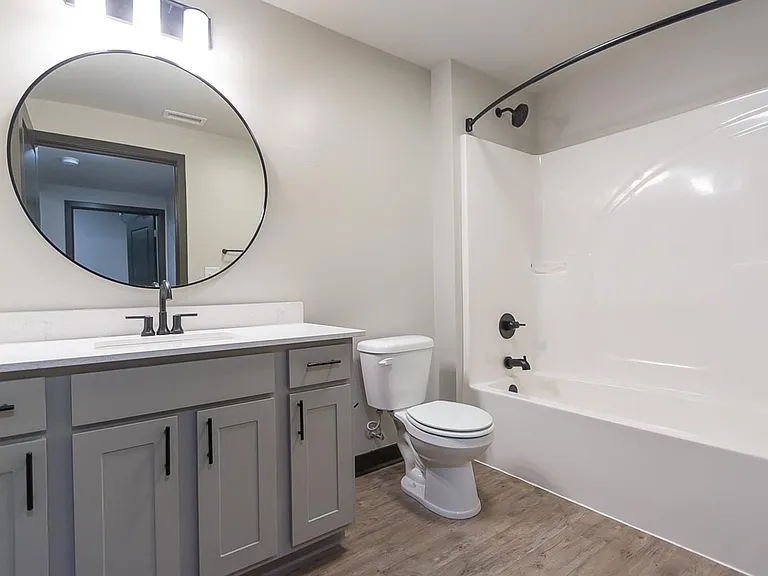 The Bentley Apartments — Photo 153