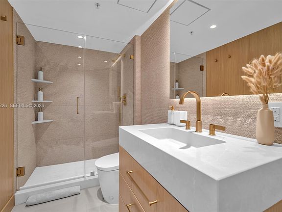 5th image of 9201 Collins Ave APT 422
