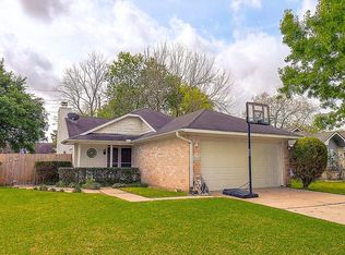 3050 Cottonshire Dr, Spring, TX 77373