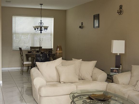 Living Room/Dining Room