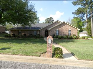 4403 Rebel Ln, Marshall, TX 75672