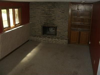3rd image of 2727 Donbar Dr