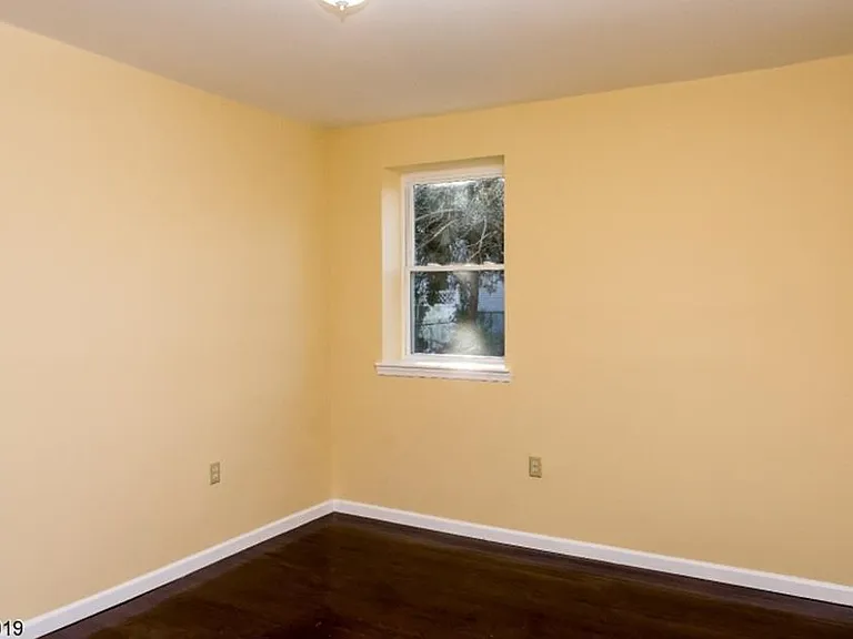 1030 Frank St #2 — Photo 9