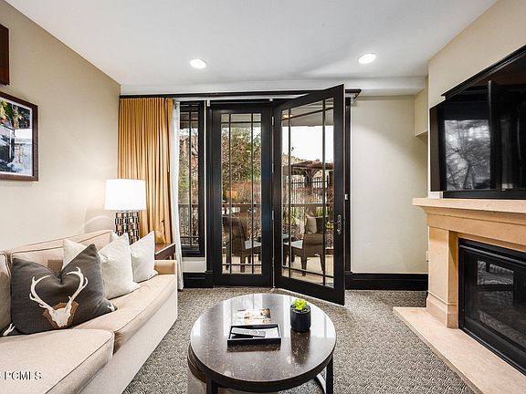 3rd image of 2100 W Frostwood Blvd #4127