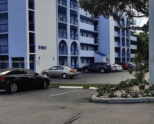 3rd image of 9440 Fontainebleau Blvd APT 312
