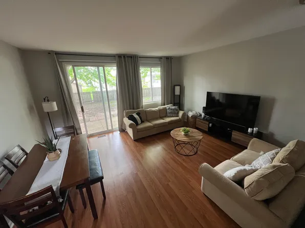 2128 Fulham Dr, Naperville, IL