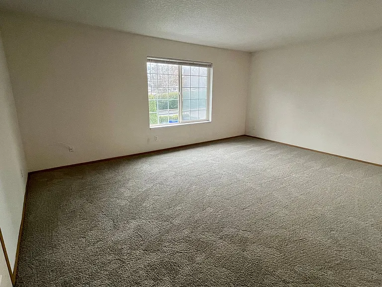 3658 SE 32nd Ave — Photo 7