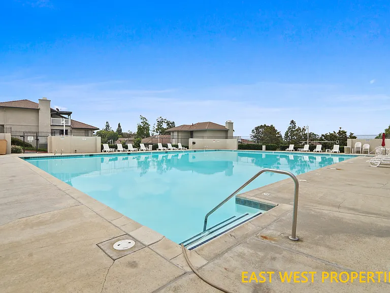 2409 Sommerset Dr — Photo 31