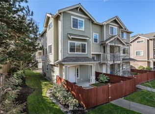 21416 50th Ave W #4, Mountlake Terrace, WA 98043