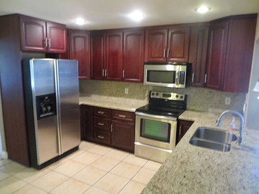 2nd image of 1432 W Sussex Way