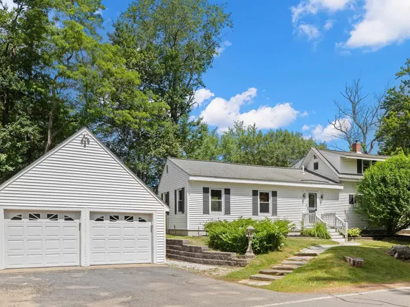 1 Maple Avenue, Hampstead, NH 03841