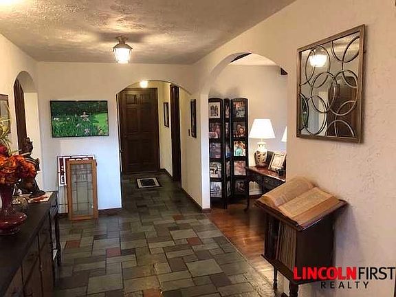 4th image of 28617 Fletcher Ave