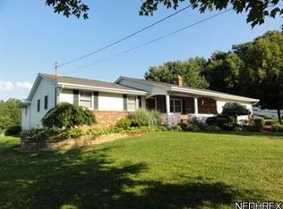 3722 Woodville Rd, Leetonia, OH 44431