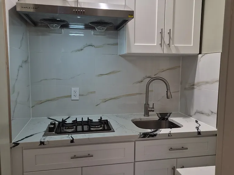 14644 Bayside Ave #1 — Photo 4