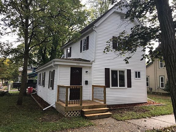 3rd image of 216 Oakwood Ave
