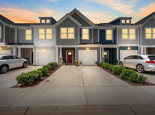 69 Mardale Ln, Greenville, SC 29609